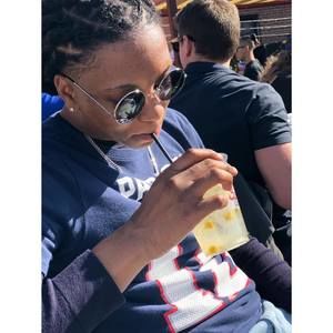 Meet your Posher, Desiree